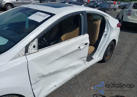 2013 Hyundai Elantra Limited from USA, damaged, VIN 5NPDH4AE1DH446095